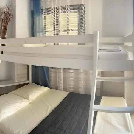 Lofos Kasta Village * Evkarpia